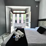 Alto Hostel